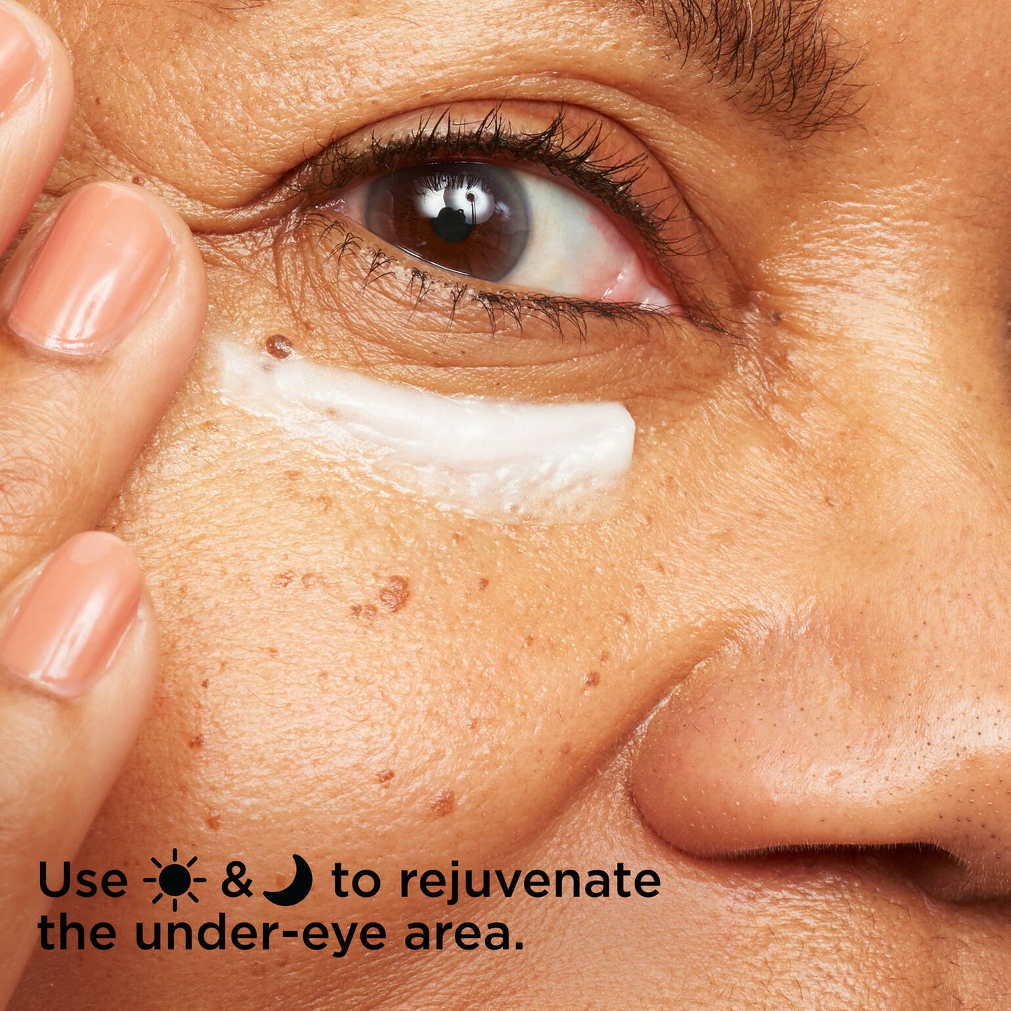 Confidence in an Eye Cream Anti-Aging Peptide Eye Cream -1 oz (crema de ojos)