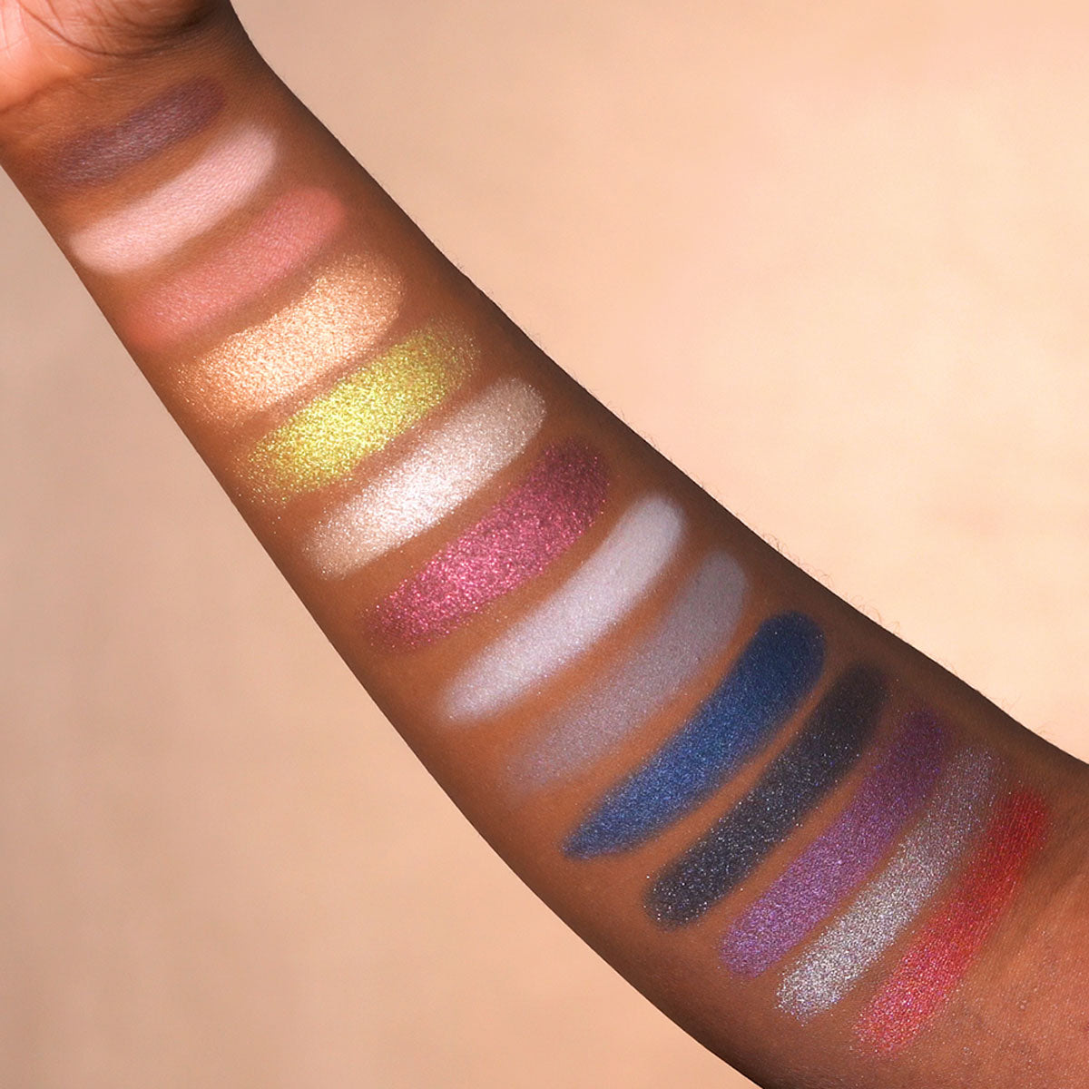Edge of Reality Fully Recyclable Eyeshadow Palette