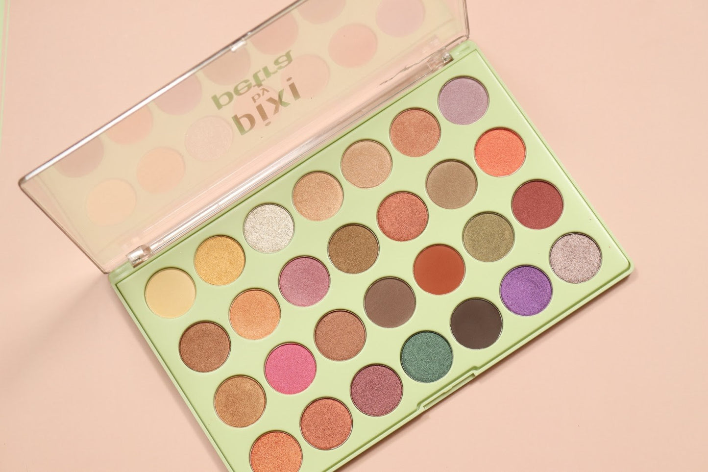 Dream Shadow palette
