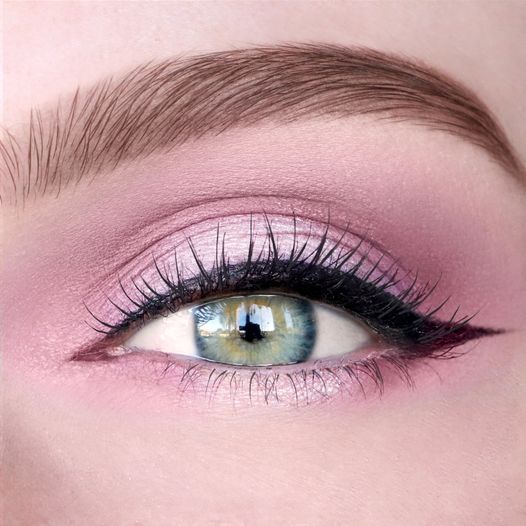 Dream Shadow palette