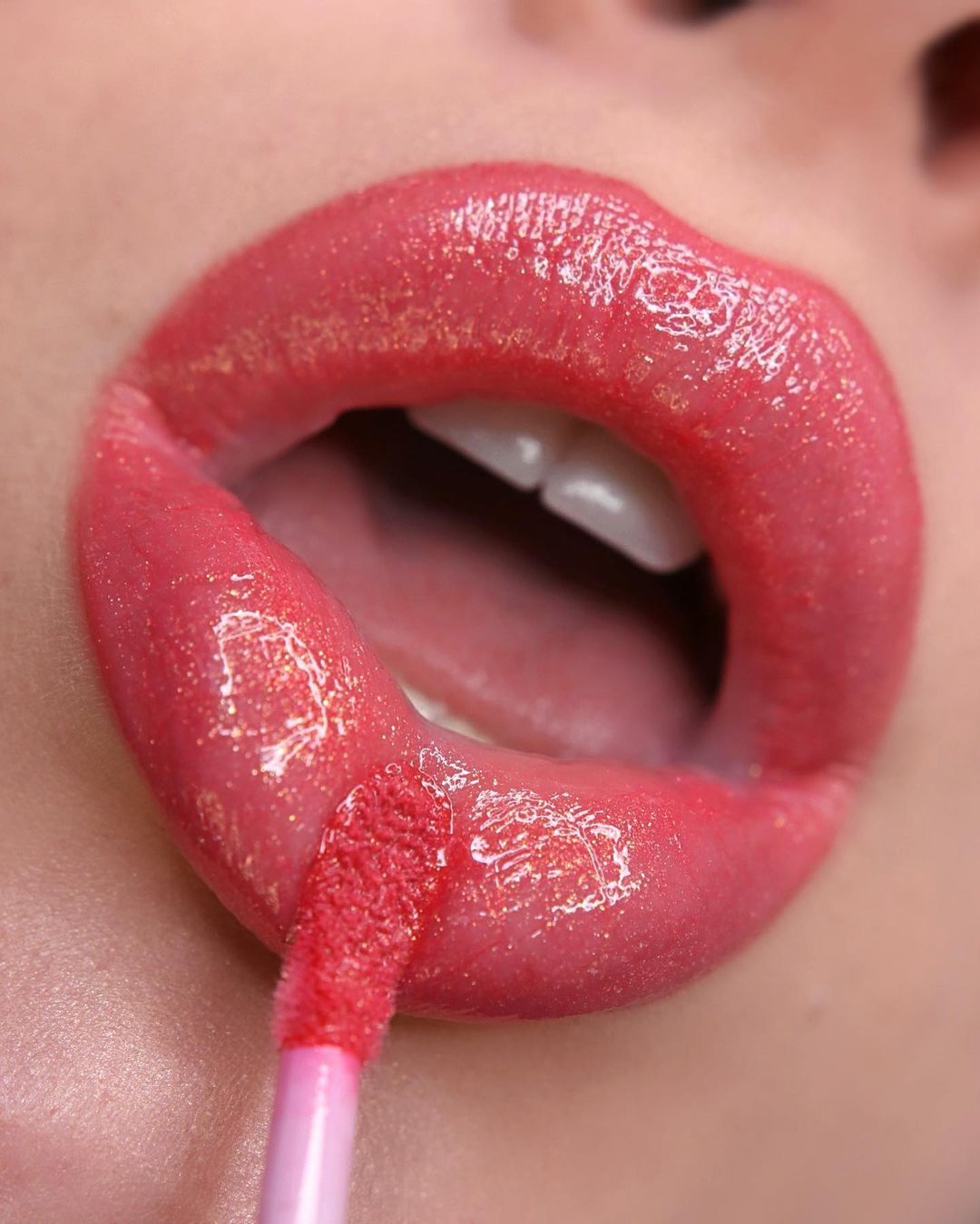 Glitzy Pout