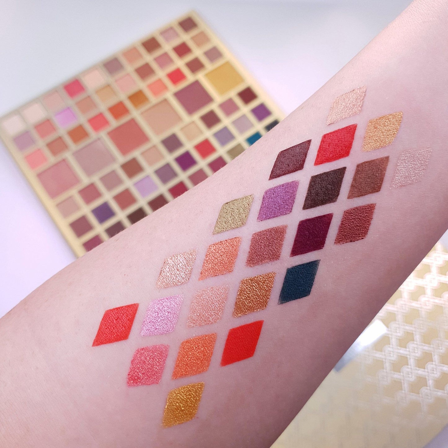 Eye Shadow Palette - XXplosion (XL palette)