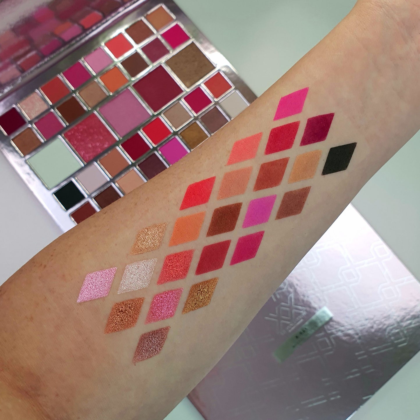 X Shadow Eye Shadow Palette - X-Ray