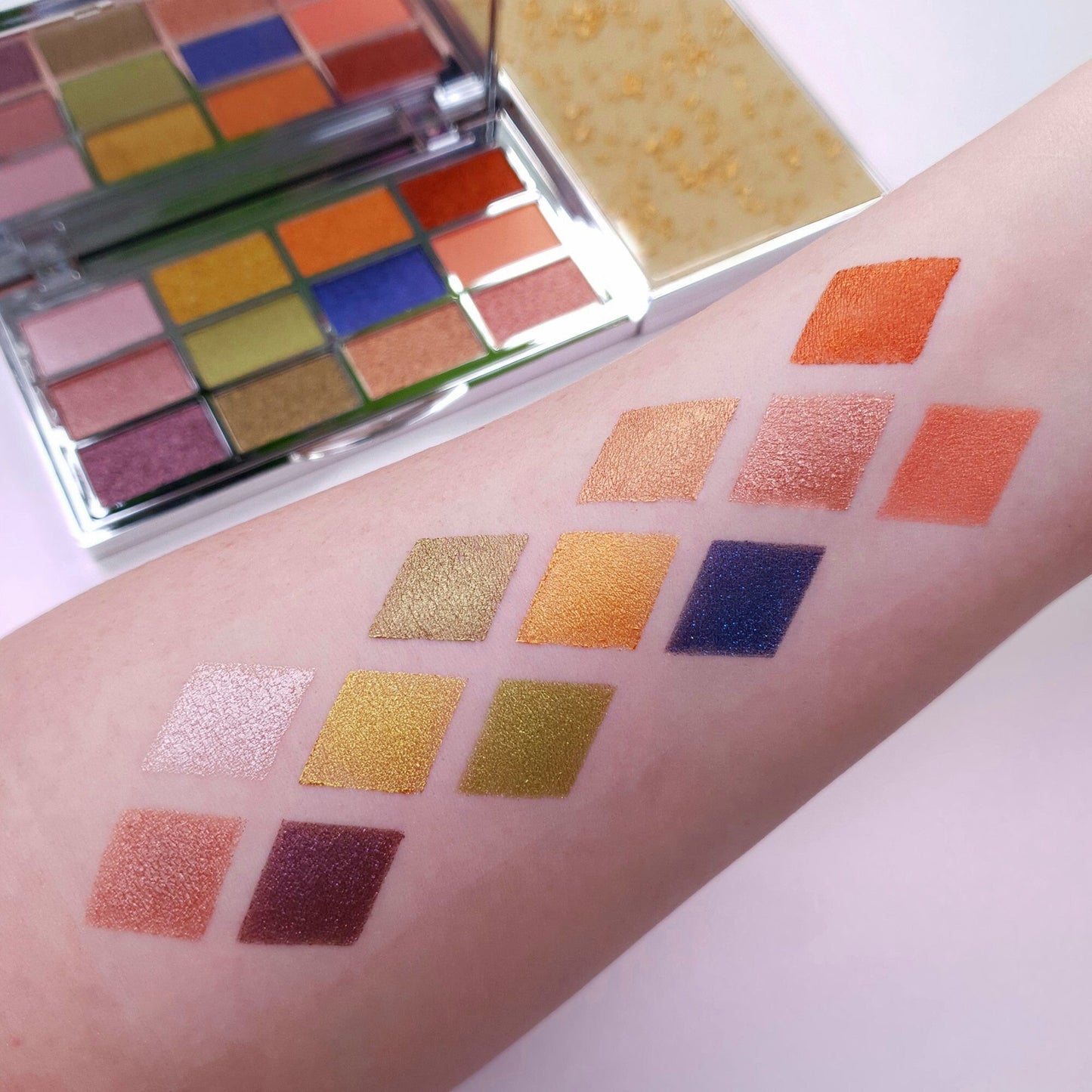 CrystalXX Eye Shadow Palette - Karat
