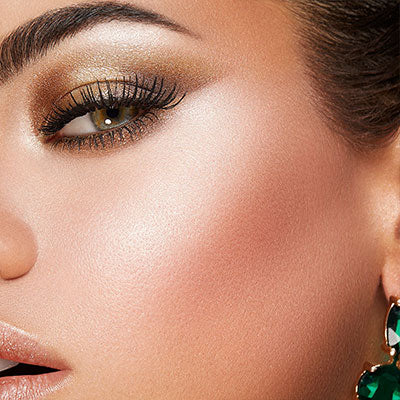 Holiday gems shine on Highlighter -02 Shimmering Stardust