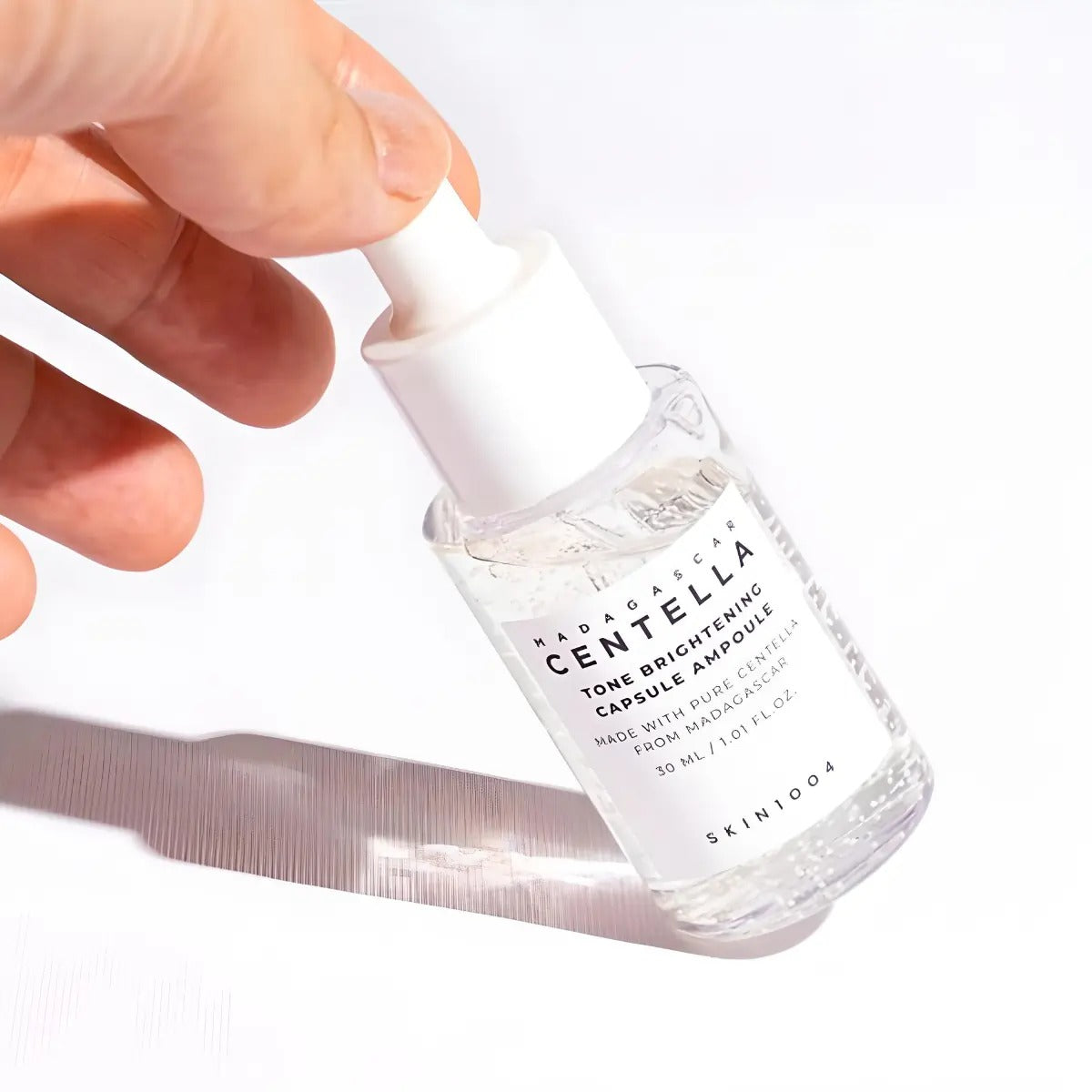 Tone Brightening Capsule Ampoule (Ampula iluminadora de tono)