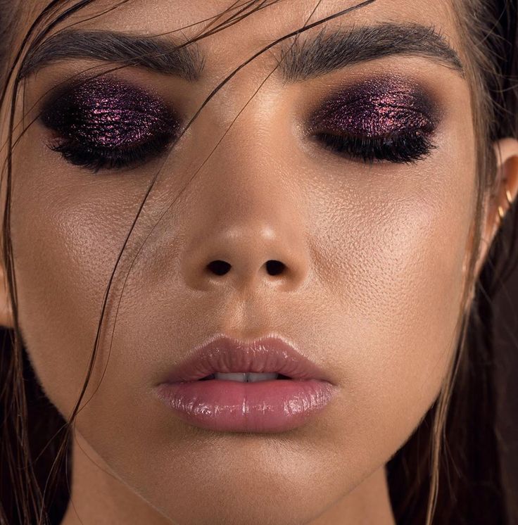Chroma Crystal Liquid Eyeshadow -Nightfall