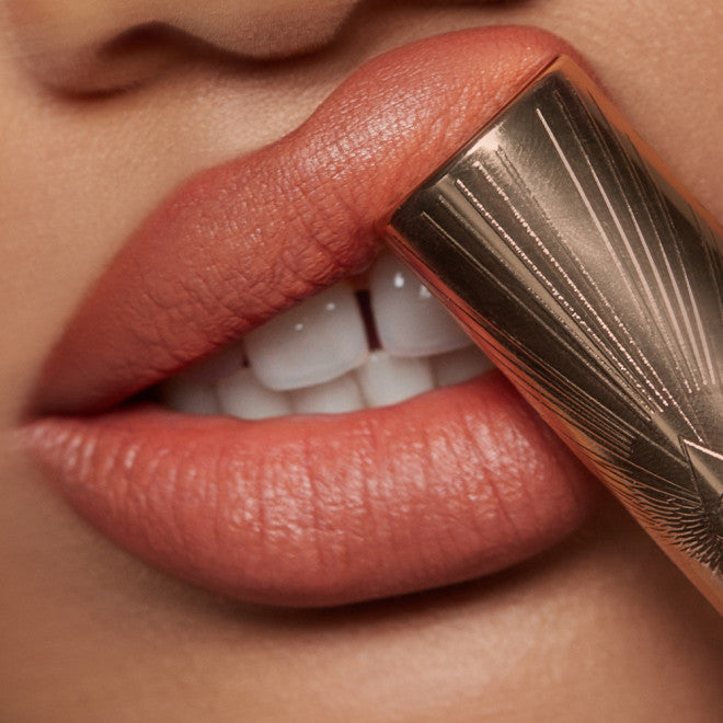 AIRBRUSH FLAWLESS LIP BLUR -HONEY BLUR