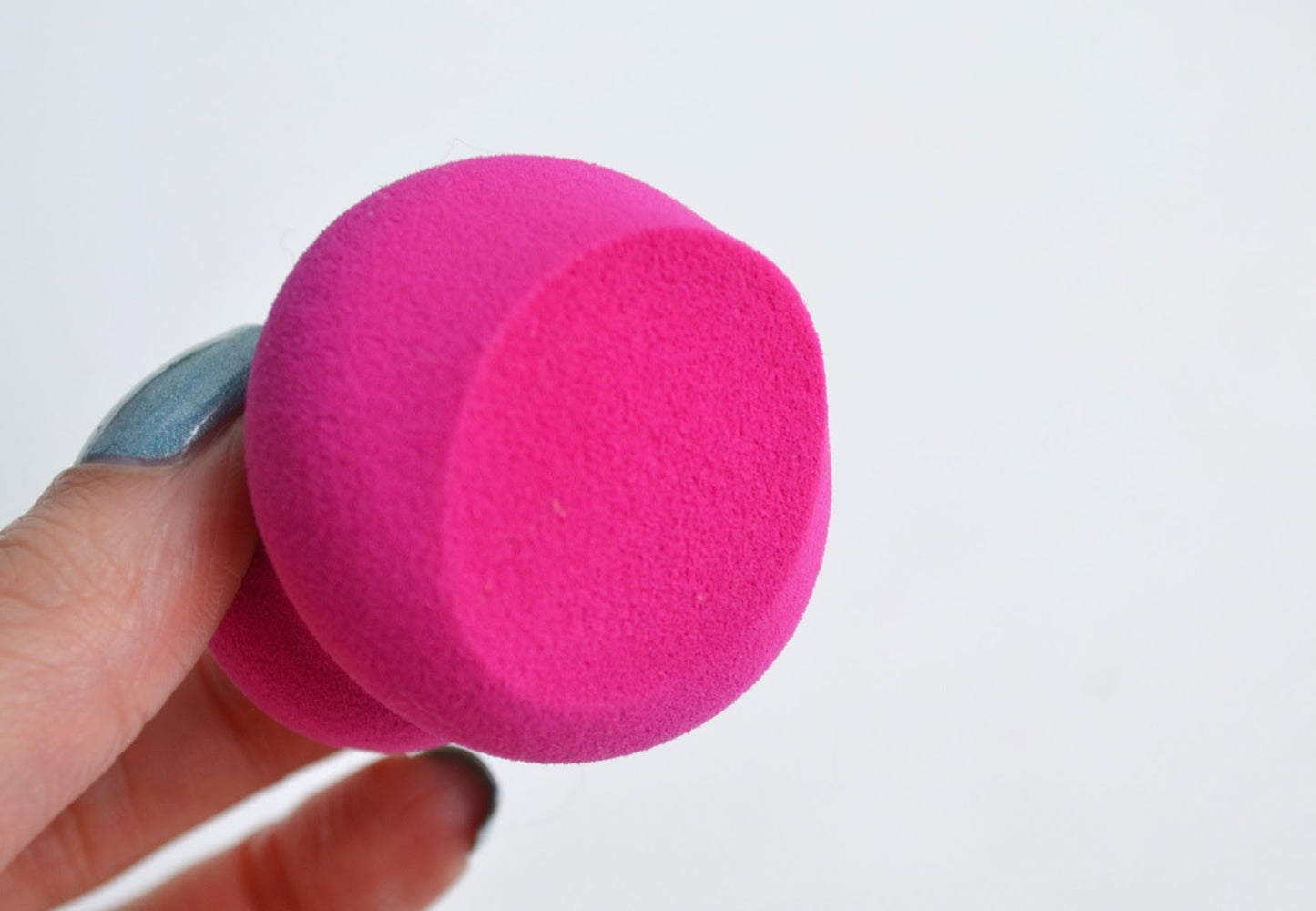 Miracle sculpting sponge