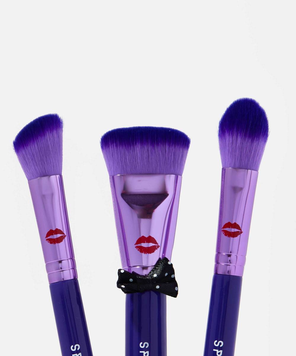 Mean Girls Janis Bundle (Set de brochas y esponja)