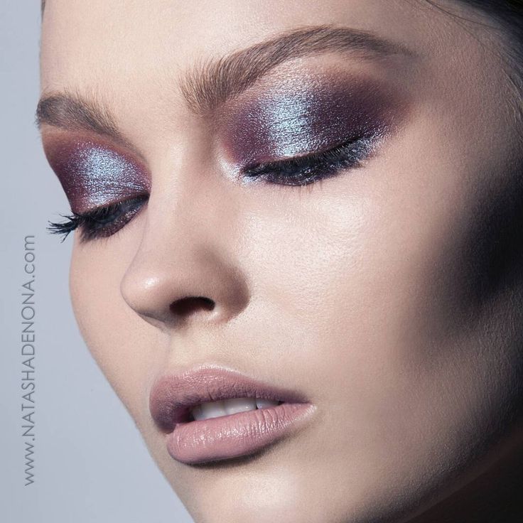 Chroma Crystal Liquid Eyeshadow -Nightfall