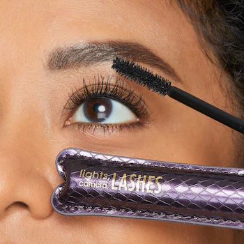 Mini lights, camera, lashes 4-in-1 mascara