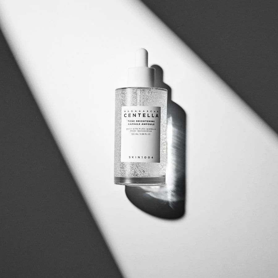Tone Brightening Capsule Ampoule (Ampula iluminadora de tono)
