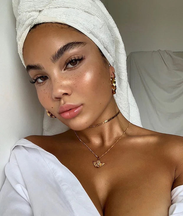 Mini shimmering dry oil