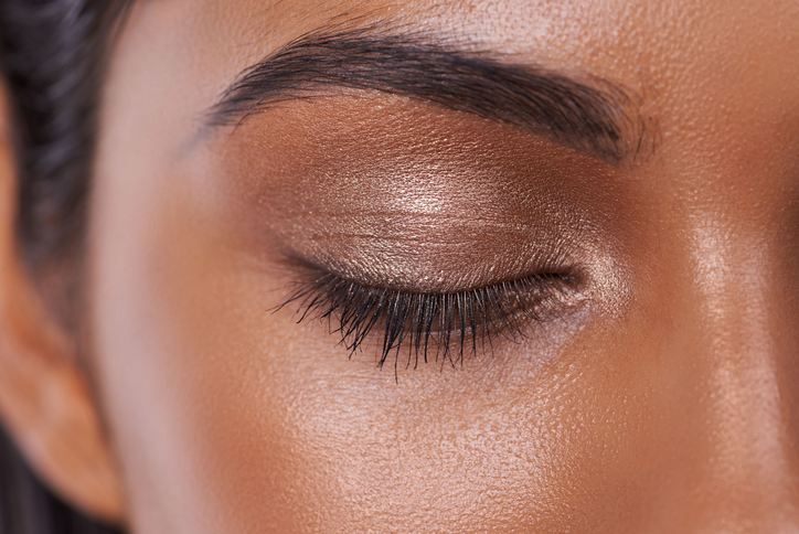 Tinted & Cooling Eye Primer -Shimmer taupe