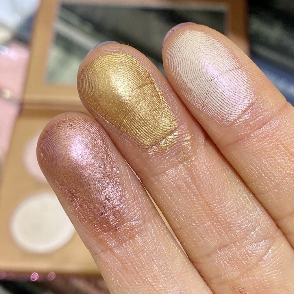 Limited Edition Share Your Radiance Eyeshadow Palette