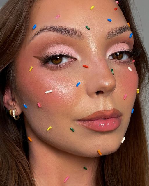 DUNKIN' The Dunkin' Dozen Eyeshadow Set