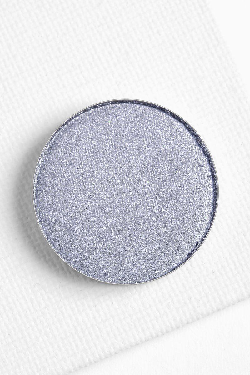 Pressed powder shadow