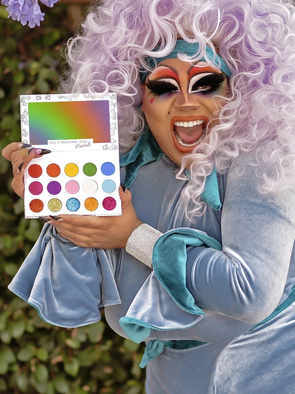 Diamond Diva with Meatball Palette