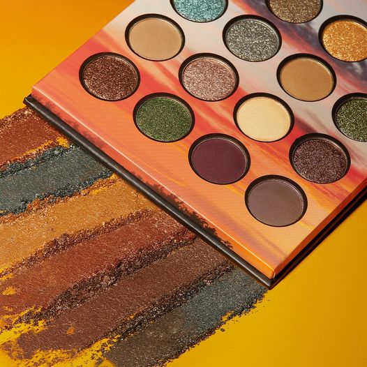 Golden Twilight Eyeshadow Palette