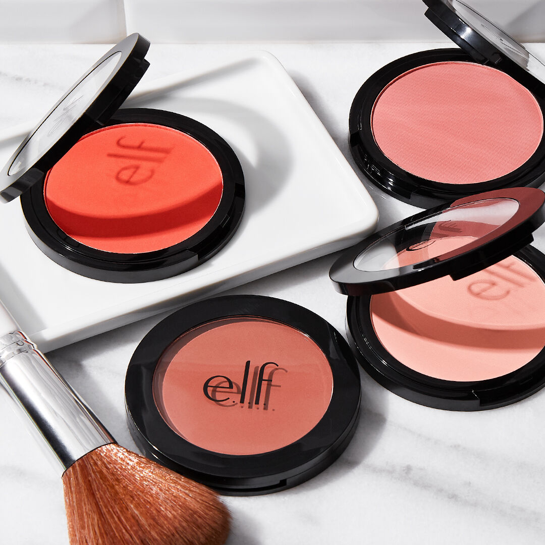 PRIMER-INFUSED BLUSH