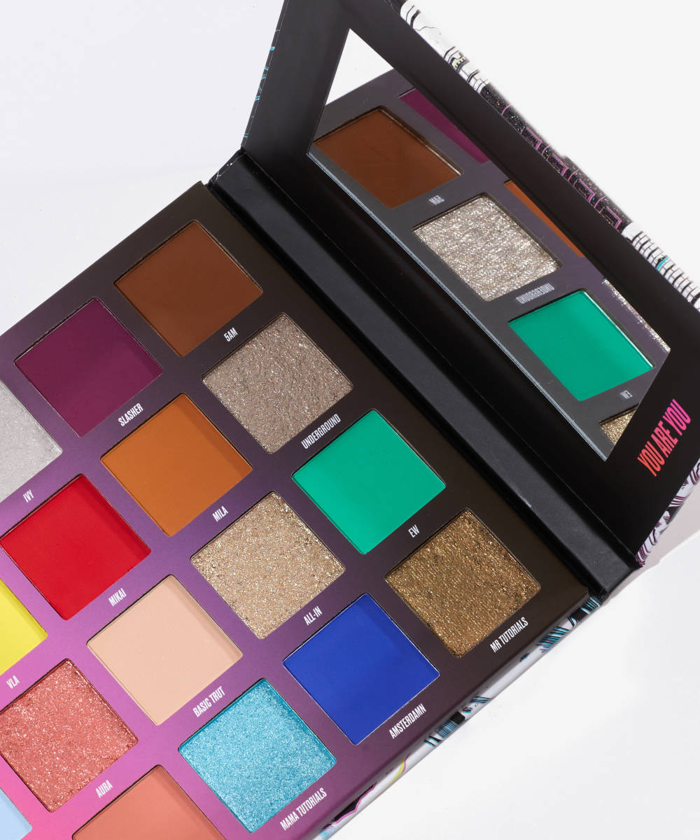 NikkieTutorials x BEAUTY BAY Pressed Pigment Palette