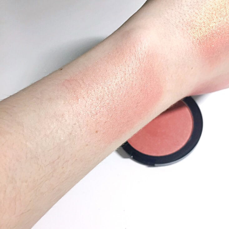 LUMINOUS BLUSH