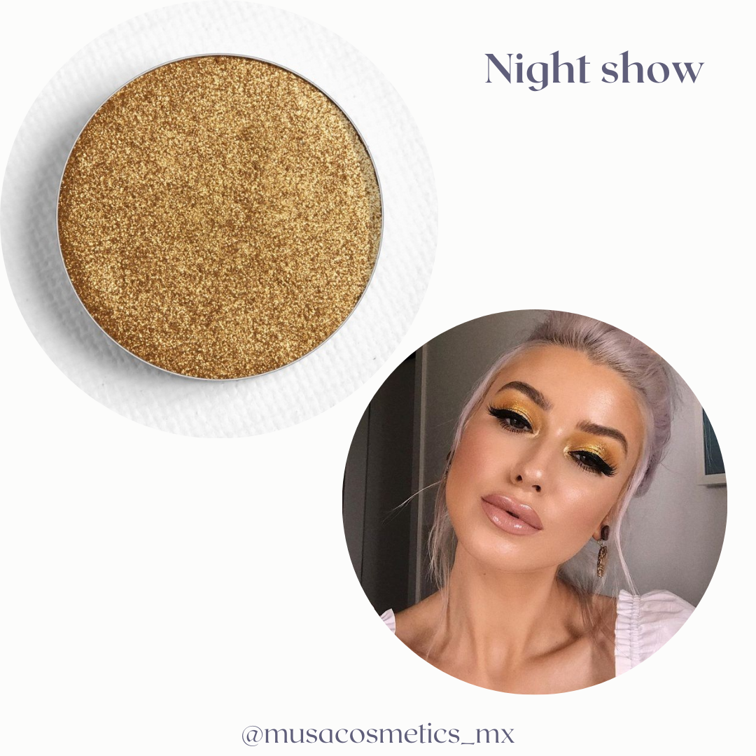 Pressed powder shadow