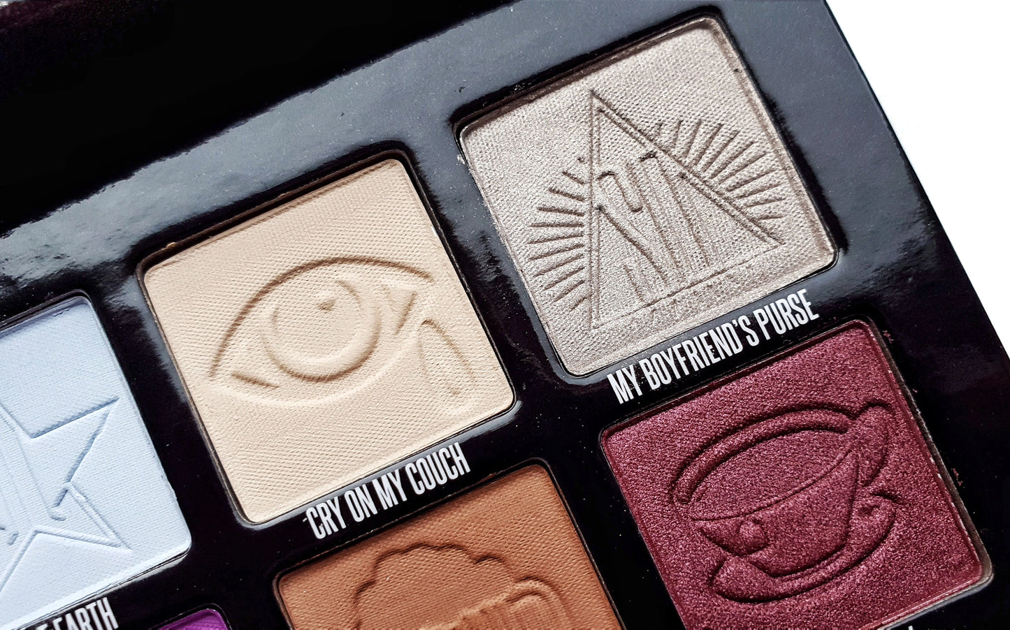 Paleta Mini Controversy
