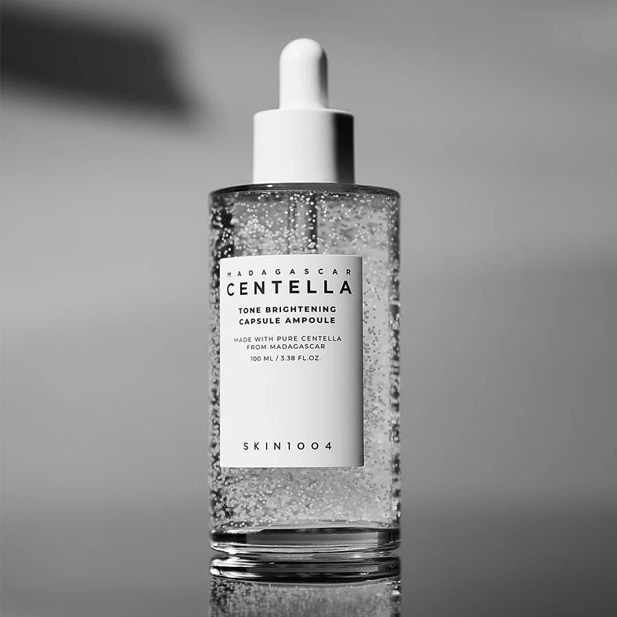 Madagascar Centella Tone Brightening Capsule Ampoule (Tonico ligero con niacinamida)