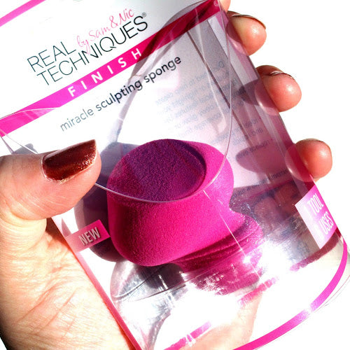 Miracle sculpting sponge