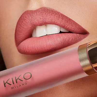 A holiday fable Eternal matte lip mousse
