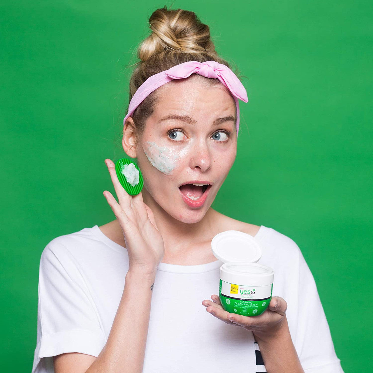 Yes to Cucumbers Exfoliating Cleaning Balm  Limpiador facial