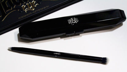 Shade + Light Eye Contour Brush JS-7