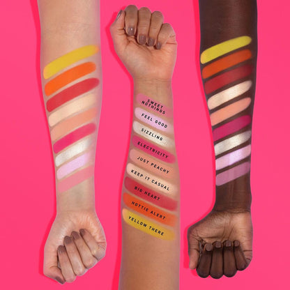 9H HOT FOR HUE ARTISTRY PALETTE