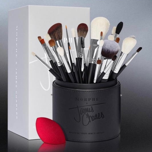 THE JAMES CHARLES BRUSH SET