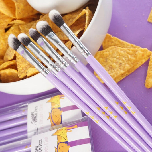 Mary Geacoman Nachos Makeup brush set -5 pz (Set de brochas de ojos)