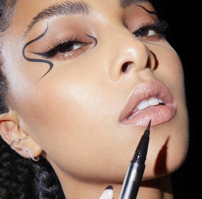 Tattoo Liner -Trooper Black (Delineador de ojos)