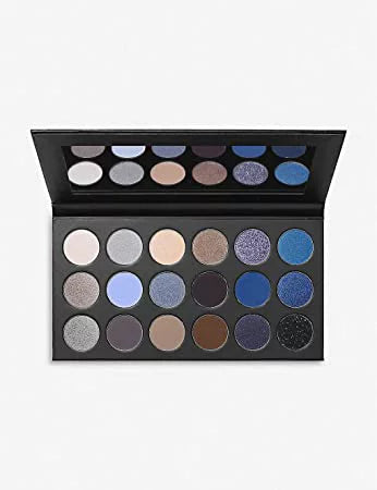 18A BLUE YA AWAY ARTISTRY PALETTE