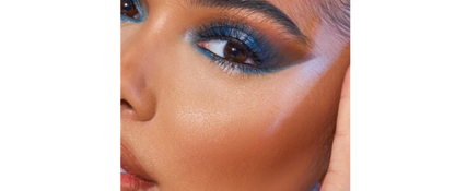 18A BLUE YA AWAY ARTISTRY PALETTE