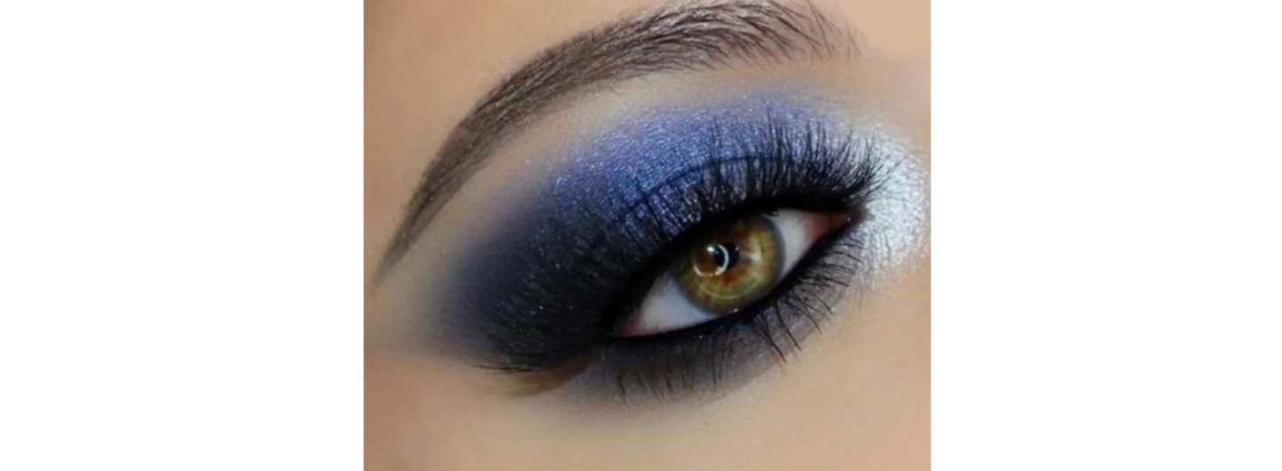 18A BLUE YA AWAY ARTISTRY PALETTE