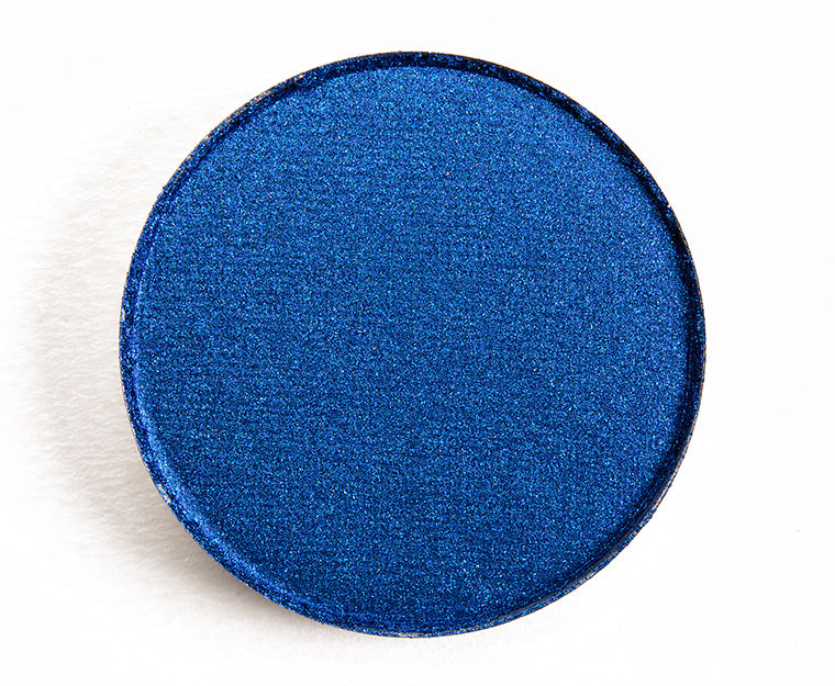 Pressed powder shadow