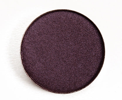 Pressed powder shadow