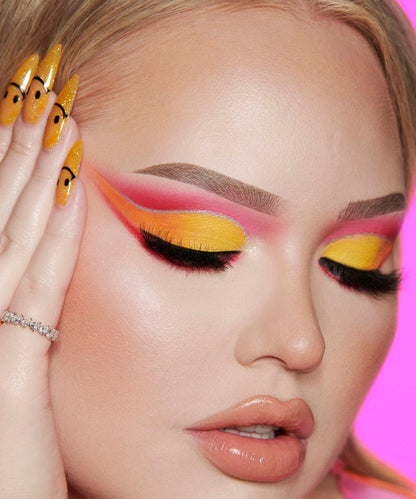 NikkieTutorials x BEAUTY BAY Pressed Pigment Palette