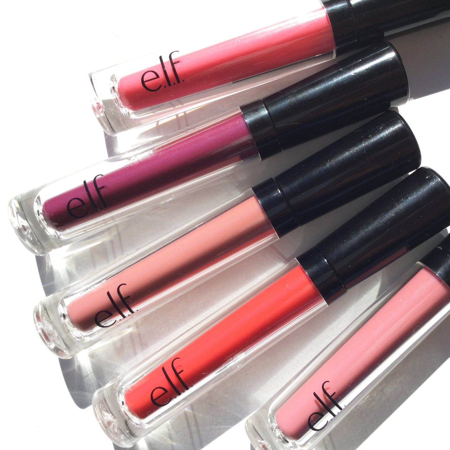 Tinted lip oil